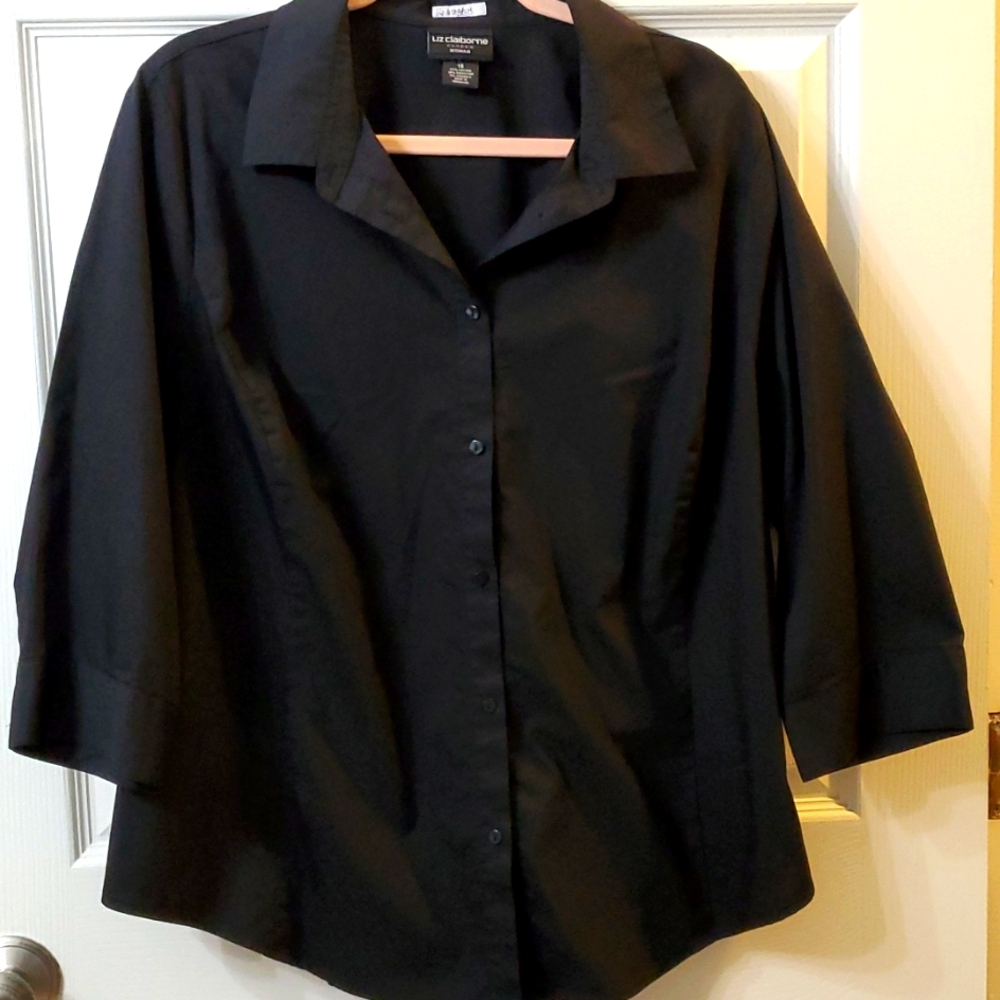 Liz Claiborne career woman blk button down shirt 1x